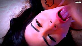 Amateur Cumshots: Tease or Please?