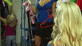 Becoming Your Girlfriend's Wardrobe Assistant