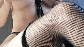 te gusta mi panocha, chica? dime si quieres probar esta latina caliente y sus curvas jugosas ahora mismo!