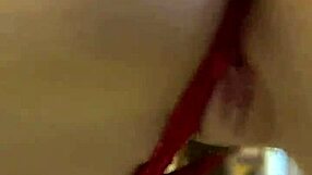 Wifeathena dances funk in panties