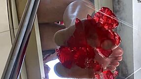 rosafuxxxia explores a food fetish with her natural tits and feet