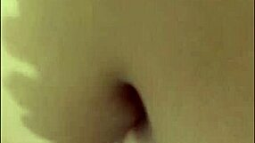 latina teen offers big ass