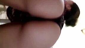 Ass Twerking Bitch With Big Booty Raw