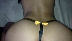 Teasing glimpses of big homemade amateur asses