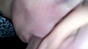 Mature brunette amateur creampie