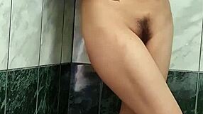 Diosa Nataly Masturbates Intensely