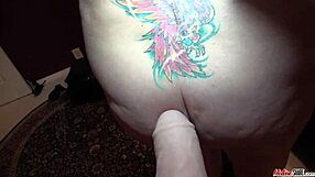 I wanna test her new dildo live on cam