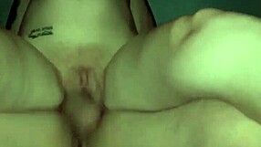 أدخل زبي العملاق وشوف إزاي تقذف