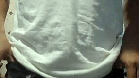 Brazilian Gay Man Shares His Dick for Christmas with Amateurs