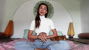 Roxy fox demonstrates the differences between foreskin and circumcised penis during sex tutorial.