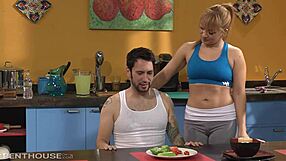 Healthy pussy pounding for sexy nutritionist Lya Lexis at PenthouseGold