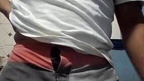 Brazilian Gay Man Shares His Dick for Christmas with Amateurs