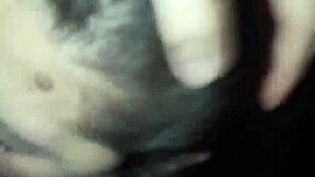 sexy latina brunette gives garage blowjob in first homemade video