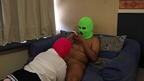 ¡Oh hombre, no puedo ni... esa latina caliente dando cabalgatas salvajes!