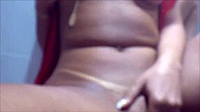 She cums while masturbating alone