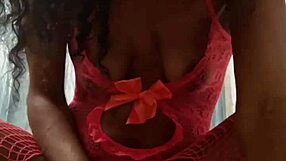 Feel the rhythm of ebony dancing beauty