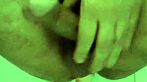 gozando con mi juguete 😏