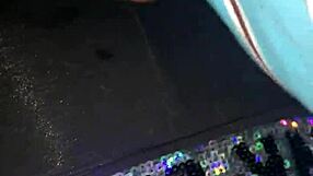 Kontol keras ngebor pantat ebony lembut