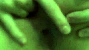 Young amateur girl cumming deliciously in intense pleasure