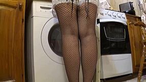 i prepare carrots with mature amateurs for a simple meal