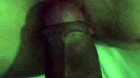 Young amateur girl cumming deliciously in intense pleasure