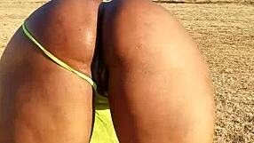 Lilpuddingbowls Shaved Pussy Dildo Squirting Fuck