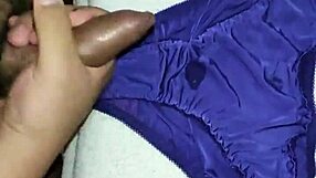 Cumshot in mother's used panties