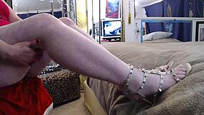 Thick Thighs, Calves, And Ass From My Dream Girl Dawnskye!