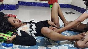 Adamım, kız arkadaşımın sıkı amını büyük siyah sikle sikmek ateş gibi