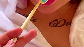 Dj Brisa Safada De Unicórnio Teases With Feet