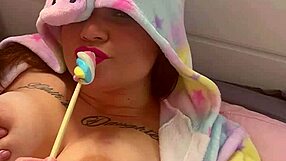 Dj Brisa Safada De Unicórnio Teases With Feet