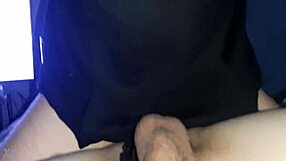 Teen fucks grindr friend in raw encounter