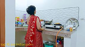 أخت الزوج وأخوها في أكشن ساخن بالمطبخ مع صوت هندي