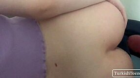 Török Mostohanővér Hatalmas Élvezésre Ébred Szűk Nadrágján Vad Akció Után