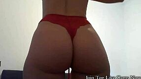 Watch this big ass blonde take anal on live cam?