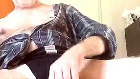 i am thomas odea, exploring gay toys and cocks.