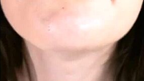 Let me help you cum over my face!