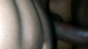 يا راجل، مش قادر أتحمل الزب الأسود الضخم ده!