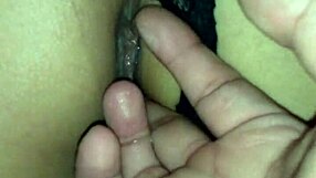 stunning mexican beauty in rica lencería posing seductively for the camera