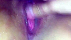 i love this amateur squirting all over the place