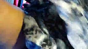 Gostosona strips nude at the open bar