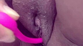 Ebony Babe Fingers Pussy in Public Restroom