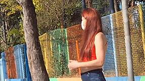 バス停でチンポ出して危険なオナニー