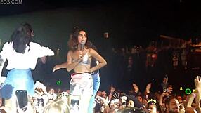 Duo Anavitoria Shaking It Hot in Brazil!