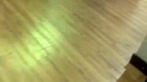 i can't help but touch my pussy in this public place, it's so thrilling!