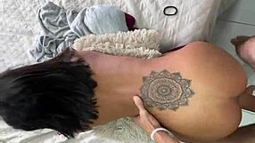 ACORDANDO A SAFADA E METENDO MEU PAUZÃO NA BUCETINHA DELA