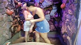 Amateur stepdaughter changes atmosphere at the fountain