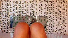 Rødhårede Yenniferpink kneppes hårdt mens musik spiller