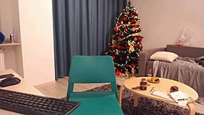 Gabrielaaxxx Teases with Intense Squirting Session