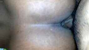 big cock stretches pussy in cam session